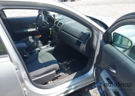 2010 Dodge Avenger Express z USA, uszkodzony, nr VIN 1B3CC1FB5AN217469